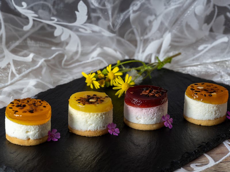 **Brzi i Laki 10-Minutni Recepti za Slatka Jela: Uživajte u Ukusima bez Dugog Čekanja** - Second Image