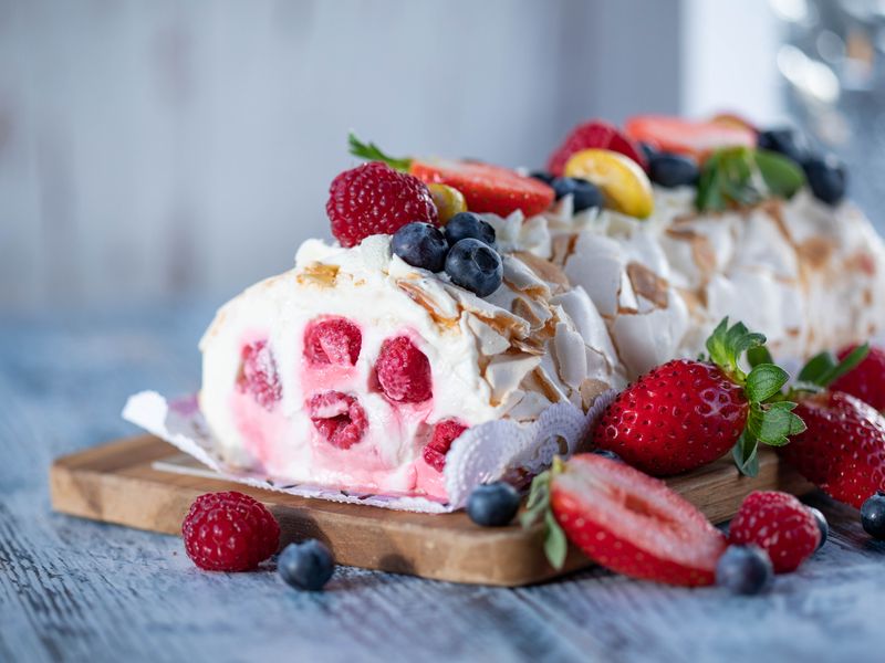 **Brzi i Lako Pripremljeni Slatkiši: 10 Minutni Recepti za Ukusne Delicije** - Second Image