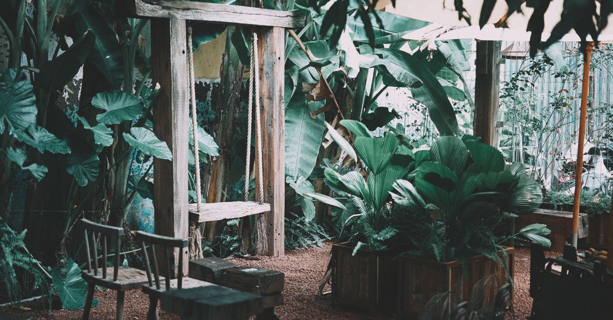 10 Inspirativnih Ideja za Uređenje Dvorišta: Stvorite Svoju Oazu Uživanja